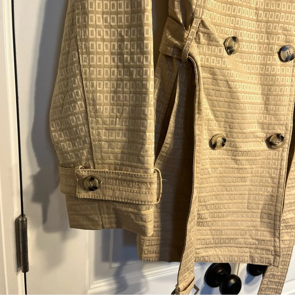 Johnston & Murphy Women’s Coat With Belt   Size Large - Picture 3 of 12